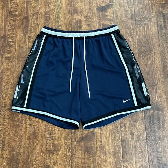 Nike Multi Sport Shorts Size XXL - Picture 5 of 17